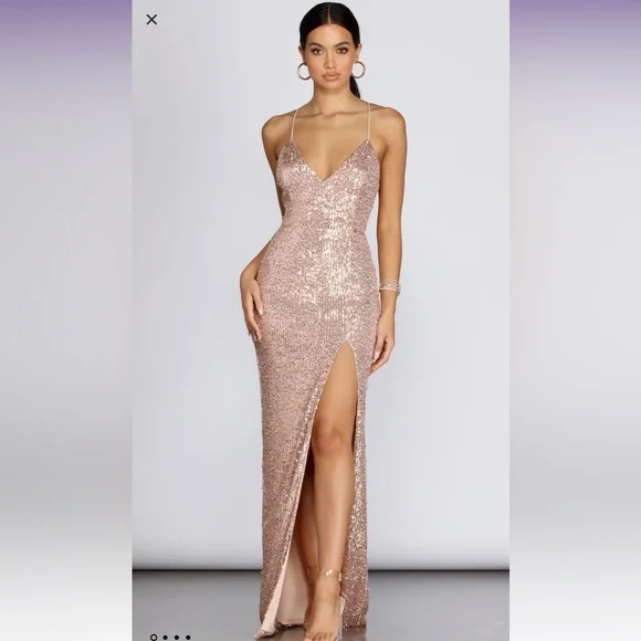 Windsor Dresses | Windsor Cara Formal Sequin & Pearl Dress | Color: Gold | Size: M | Maricarmen__10's Closet